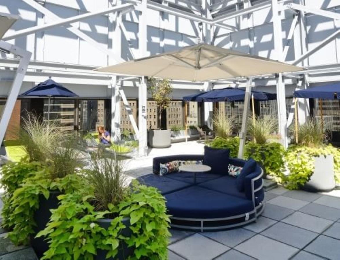 Churchill Living 95 Wall Apartamento